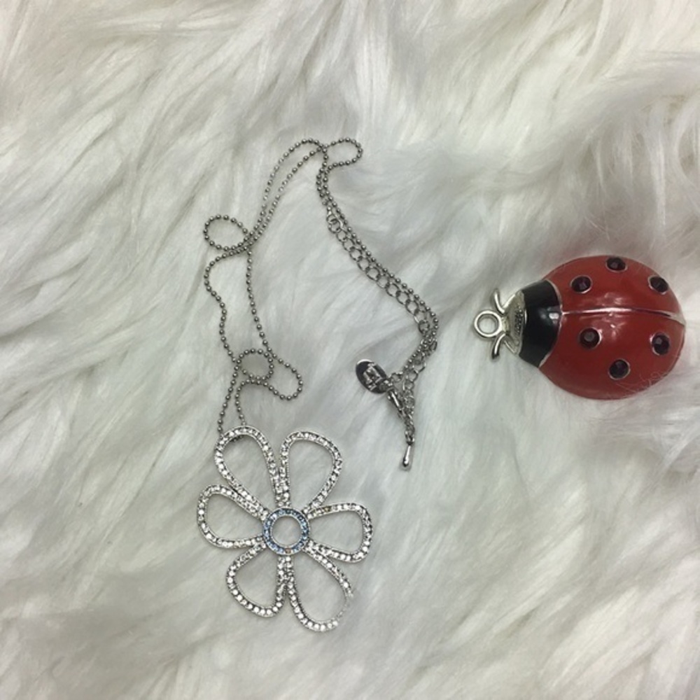 Lia Sophia, Liam family, flower necklace, NWOT.